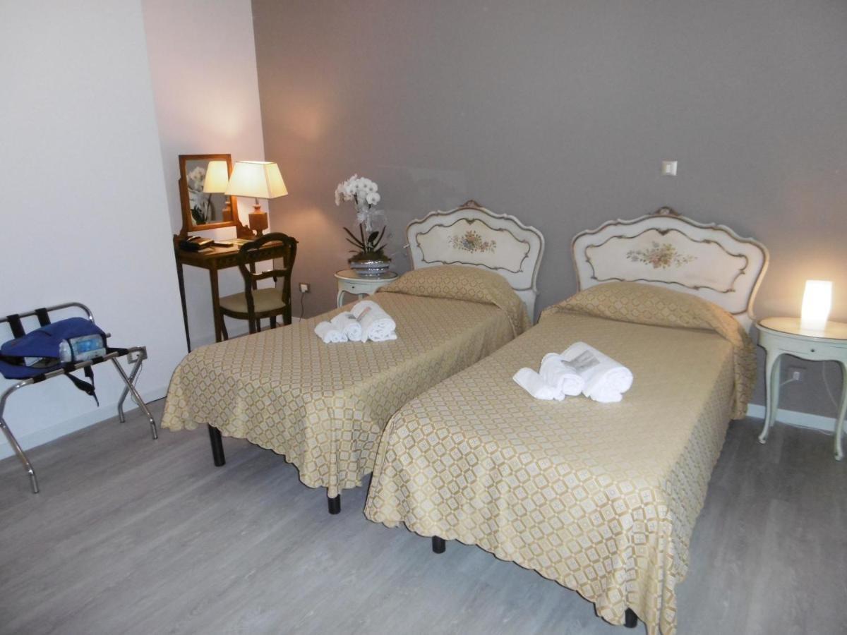 Hotel Villa Maria Sanremo Esterno foto