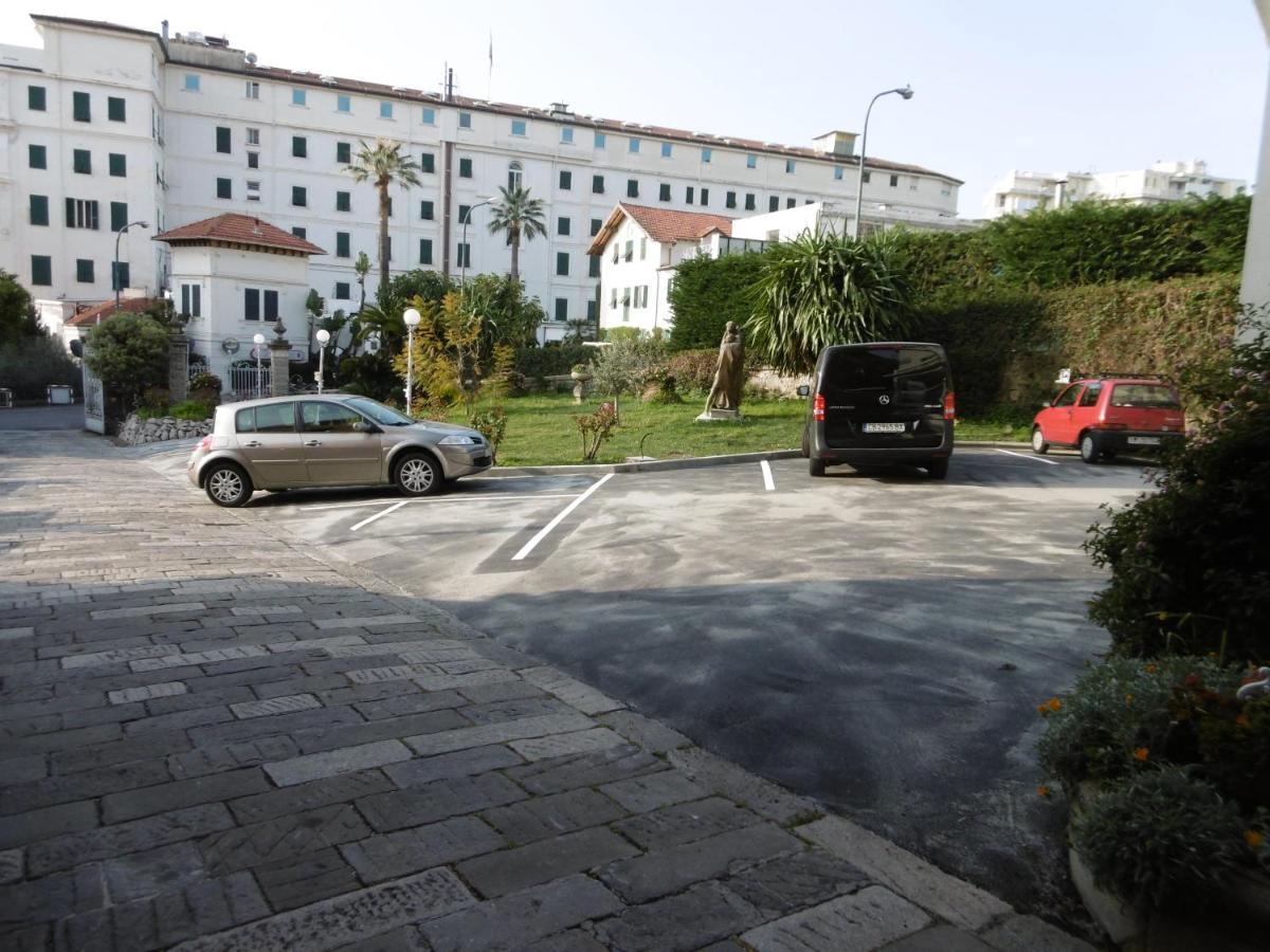 Hotel Villa Maria Sanremo Esterno foto